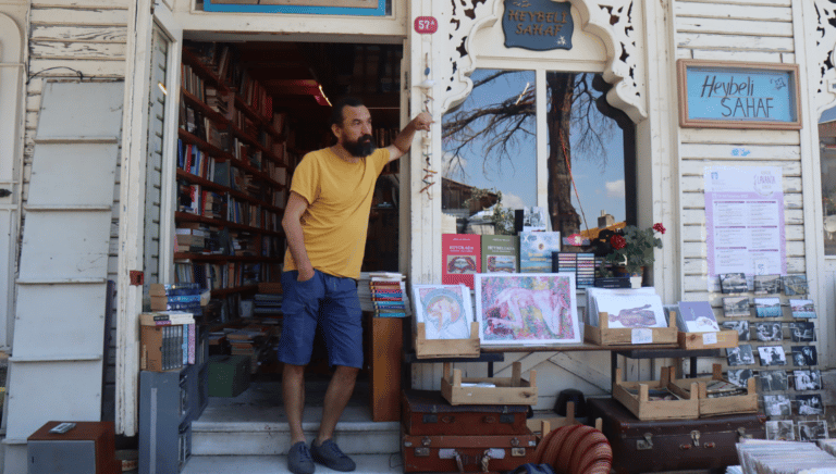 Bir Sahaf Hikâyesi: Heybeli Sahaf